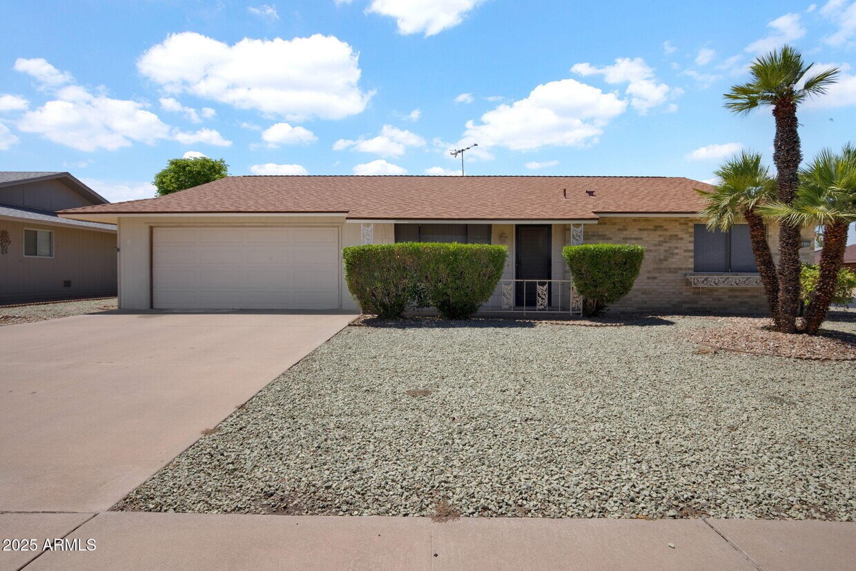 Primary Photo - 10137 Willowcreek Cir