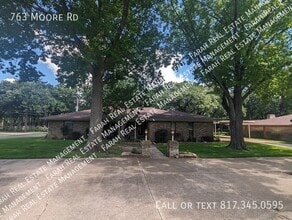 Building Photo - 763 Moore Rd
