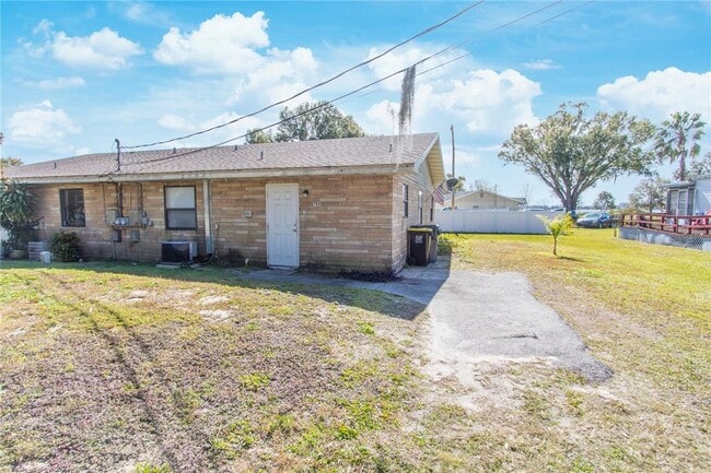 Foto del edificio - 709 Mosley Rd