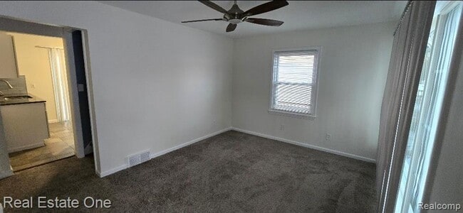 Foto del edificio - 18433 Fox