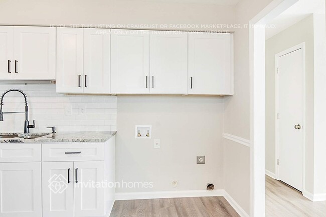 Building Photo - 200 Denver Ave