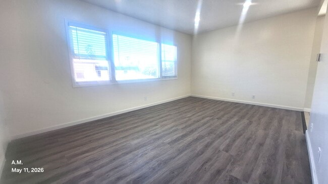 Building Photo - 912 N Market St