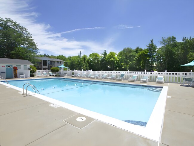 Hallmark Village Apartments - Apartments in Hamburg, NY | Apartments.com