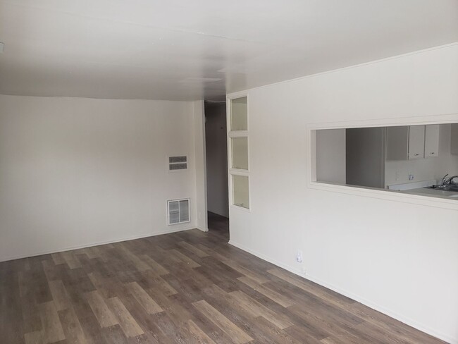 Foto del edificio - 3 Bedroom in New Haven 2 Bath with Man Cav...