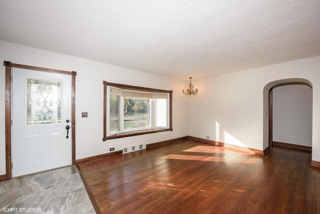 Foto del edificio - 4N225 Briar Ln
