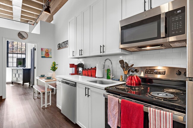 Building Photo - Central Ave Lofts