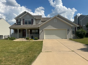 Building Photo - 3921 Trailway Dr