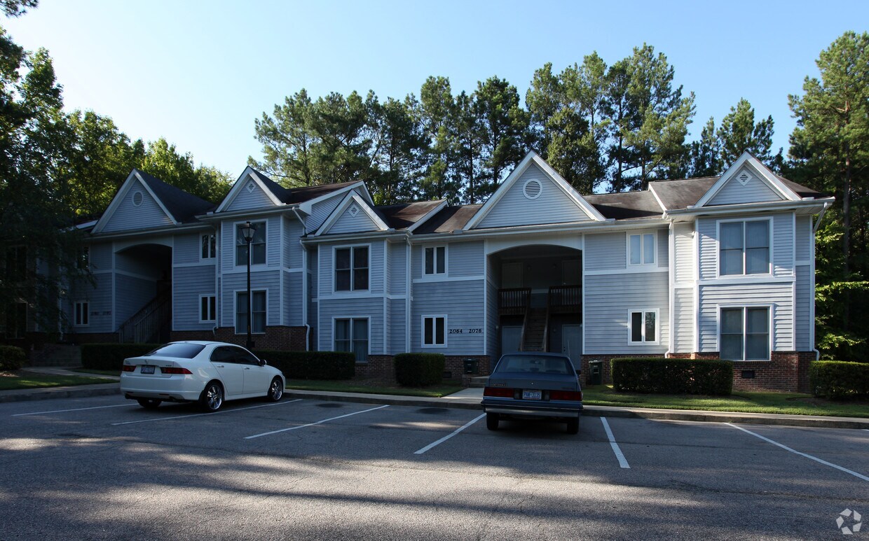 2032-2092 Hempstede Dr, Zebulon, NC 27597 Apartments - Zebulon, NC