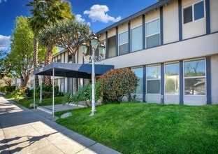 Building Photo - 11922 Burbank Blvd