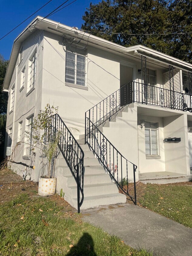 Foto del edificio - 1423 Cherry St