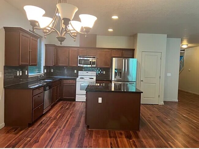 Foto del edificio - 3007 SW 176th Ave