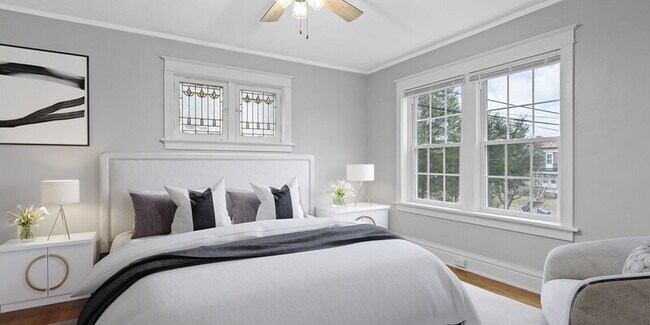 Foto del edificio - 1514 McCausland Ave
