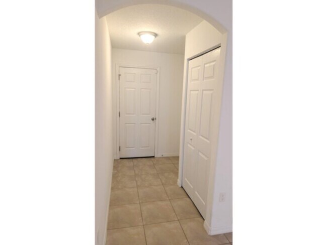 Foto del edificio - Updated Spacious Rental Available in Palm Coast, FL
