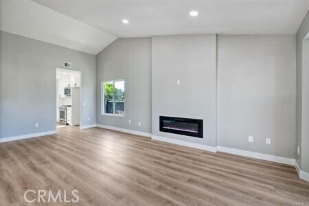 Foto del edificio - 4691 Lofty Grove Dr