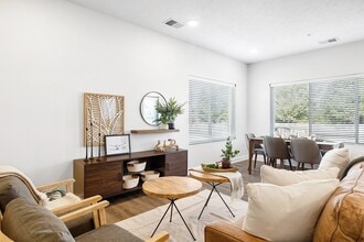 Page Living at Pinnacle Hills