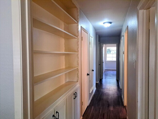 Foto del edificio - 56041 Glenwick Ln