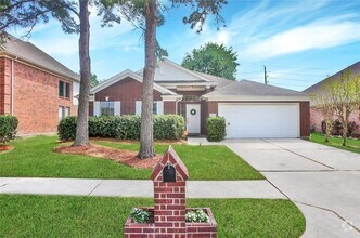 Building Photo - 21403 Hadrian Dr