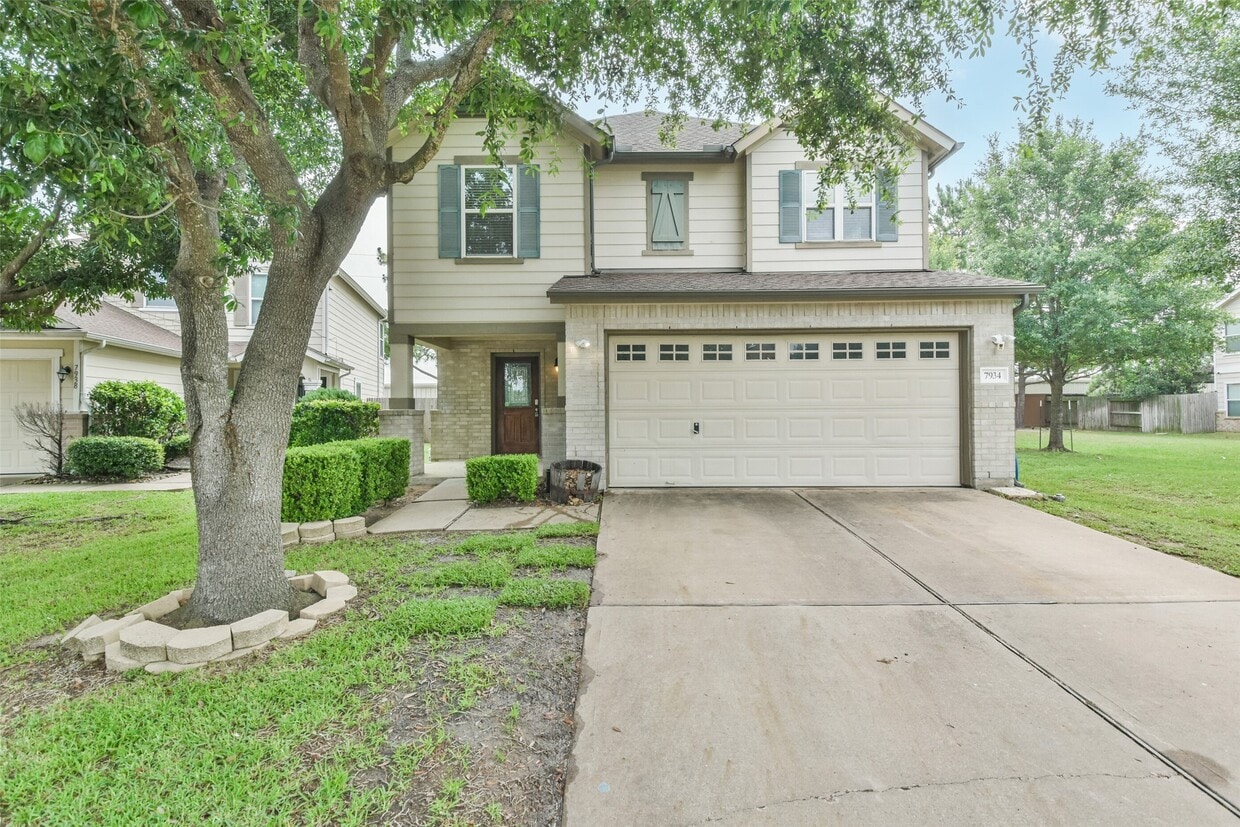 Primary Photo - 7934 Blue Wahoo Ln