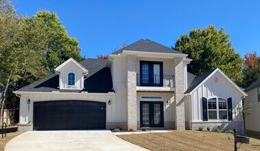 Building Photo - 2021 N Penelope Ln