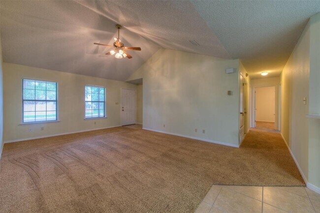 Building Photo - 2306 Alimony Cove