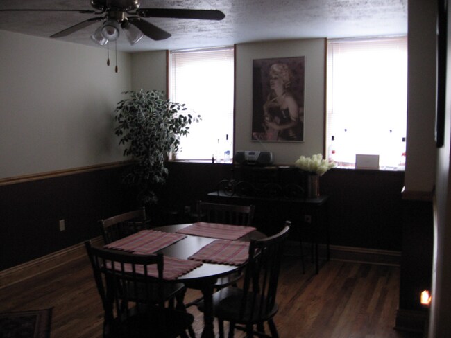 Foto del edificio - 108 S 11th St