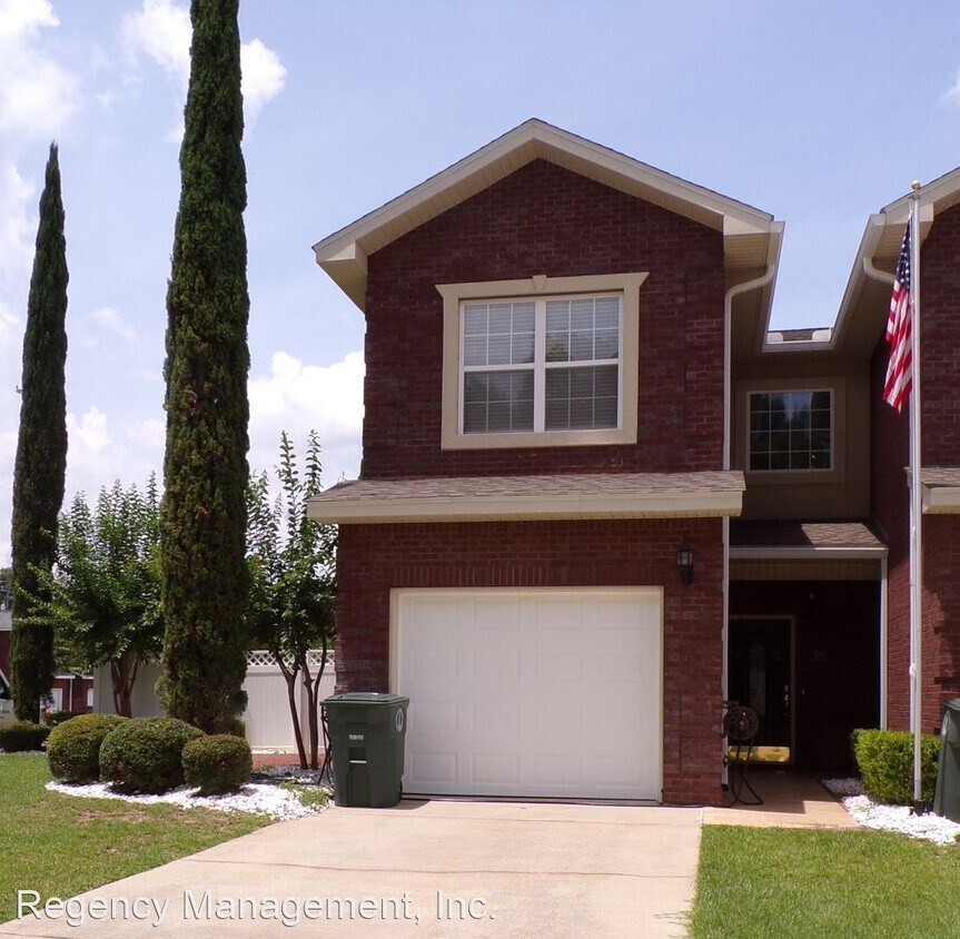 Foto principal - 2 br, 2.5 bath House - 201 Eagle Landing
