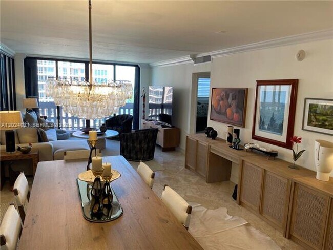 Foto del edificio - 90 Edgewater Dr
