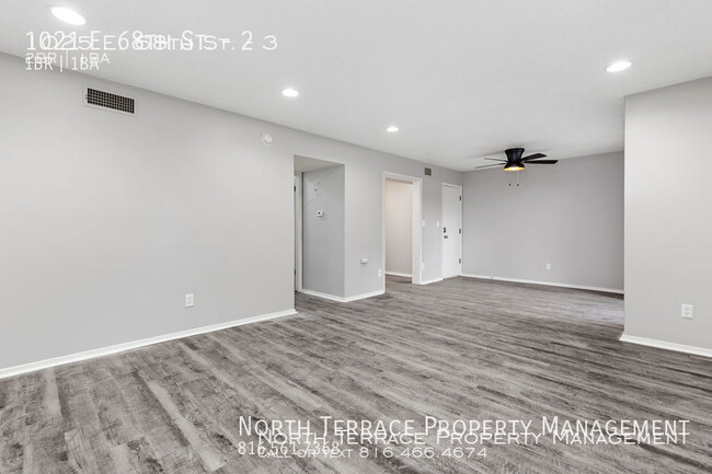 Building Photo - Renovated & Spacious 1BR in East Brookside