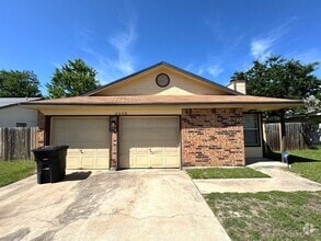 Building Photo - 2008 Dickens Dr