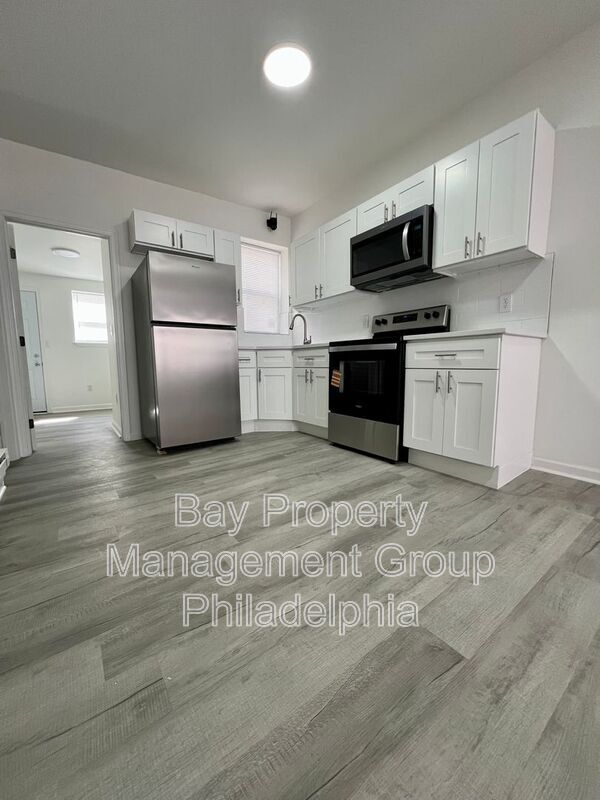 Building Photo - 2312 Greenwich St