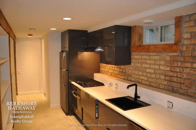 Foto del edificio - 1940 N Hoyne Ave