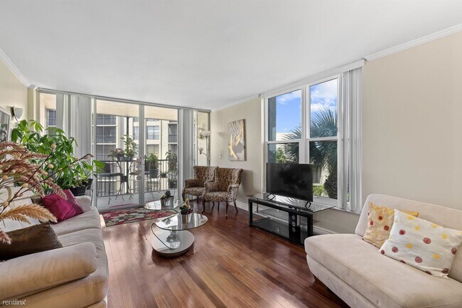 Foto del edificio - 2 br, 2 bath Condo - 21 Royal Palm Way Uni...
