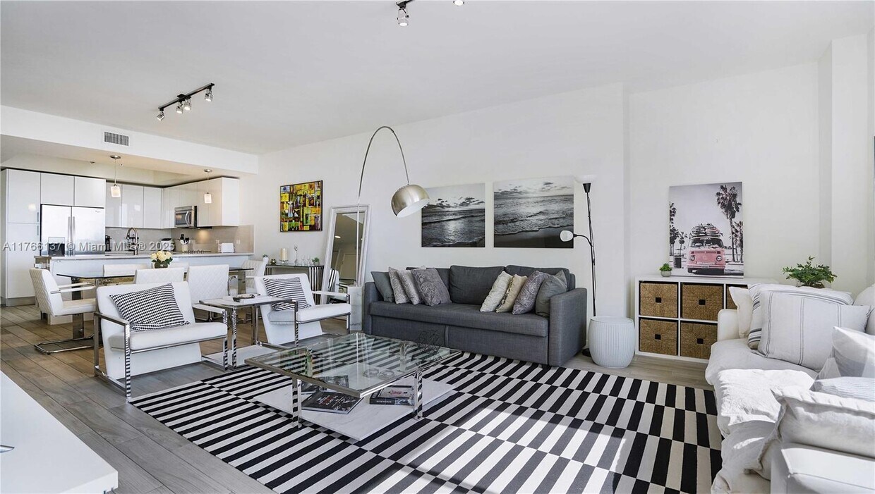 Foto principal - 999 SW 1st Ave