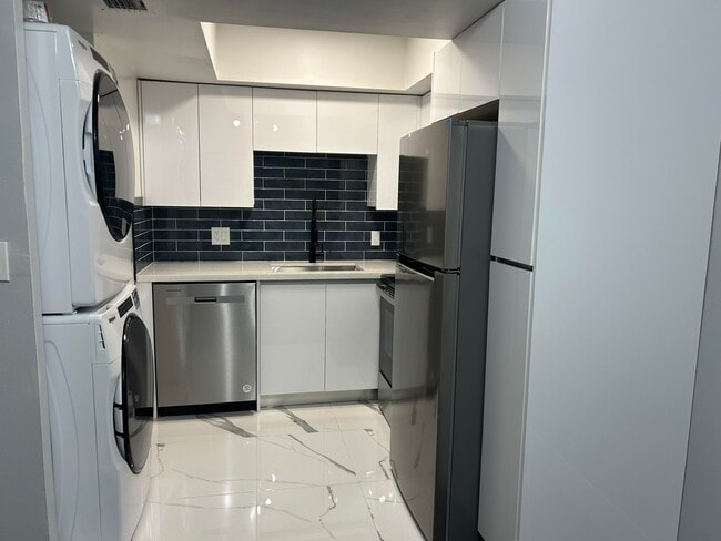 Foto del edificio - 3250 NW 84th Ave