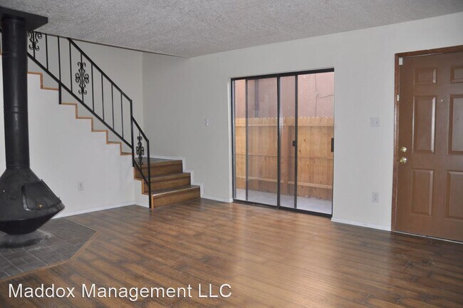 Building Photo - 2 br, 1.5 bath House - 8333 Comanche Road ...