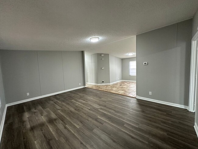 Foto del edificio - Country Living 3 Bedroom, 2 Bath Home in S...