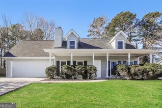 Building Photo - 369 Hillridge Dr