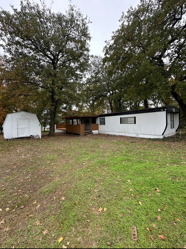 Building Photo - 7126 Blackhawk Dr