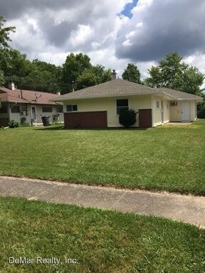 Primary Photo - 339-339-332 N Roanoke Ave