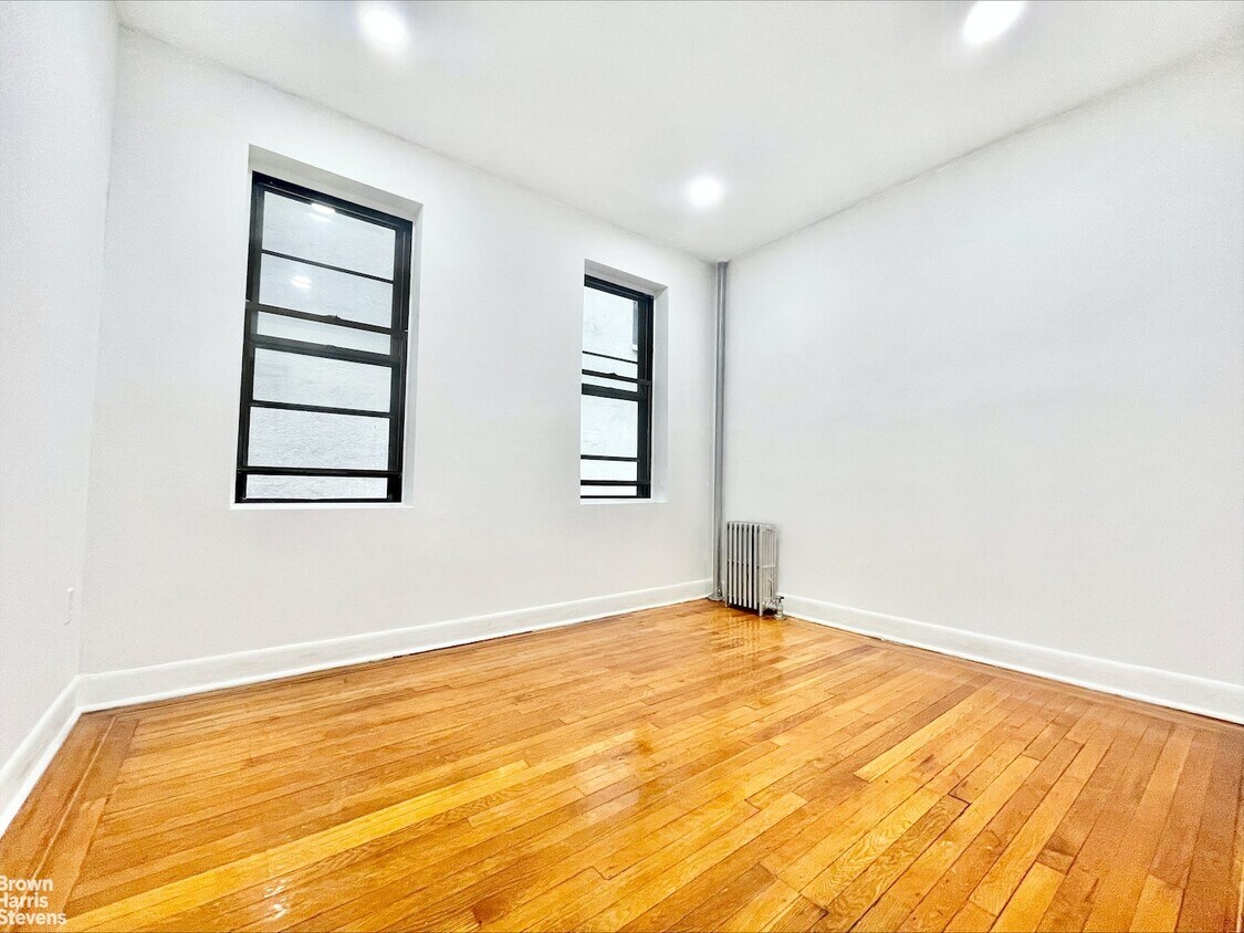 271 Fort Washington Ave Unit 1D, New York, NY 10032 Room for Rent in