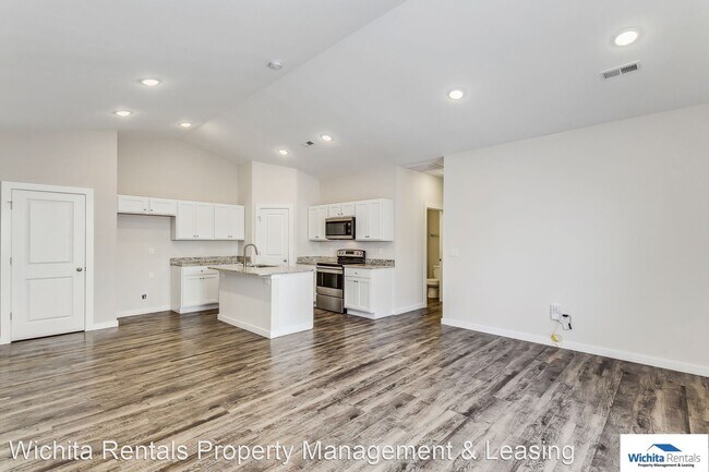 Foto del edificio - 3 br, 2 bath House - 536 Martens Ct.