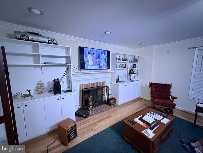 Foto del edificio - 105 Huckleberry Dr