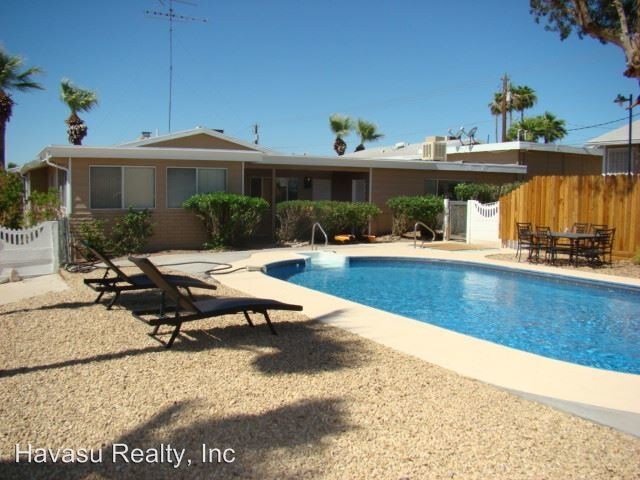 Building Photo - 2533 Fremont Dr