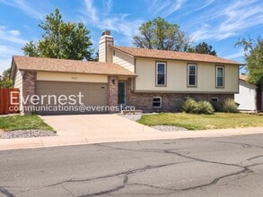Building Photo - 9225 Clermont Dr