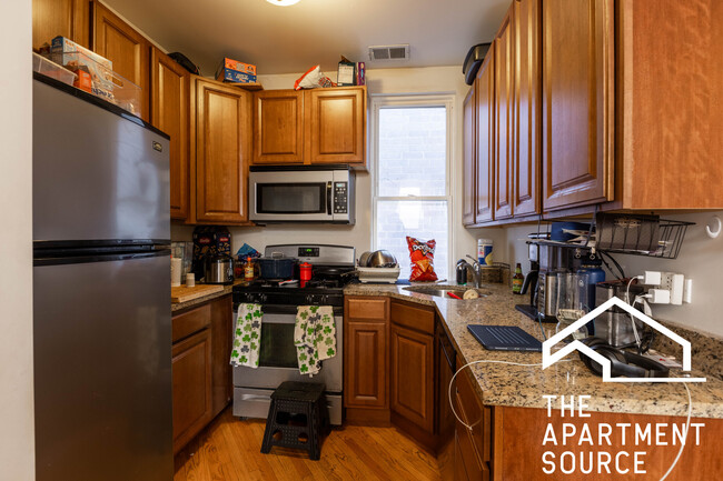 Foto del edificio - 2513 N Southport Ave