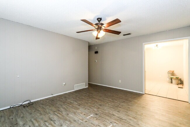 Foto del edificio - 2 Bedroom Duplex!