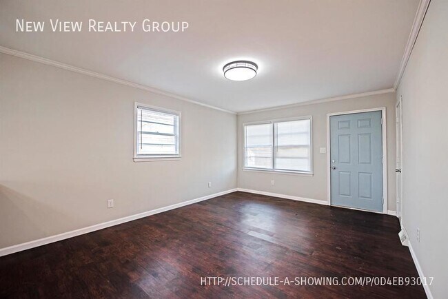 Building Photo - 321 Hamilton Dr NE