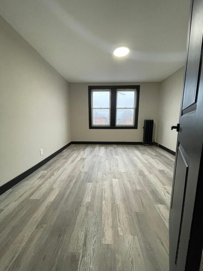 Foto del edificio - 125 Wegman Pky