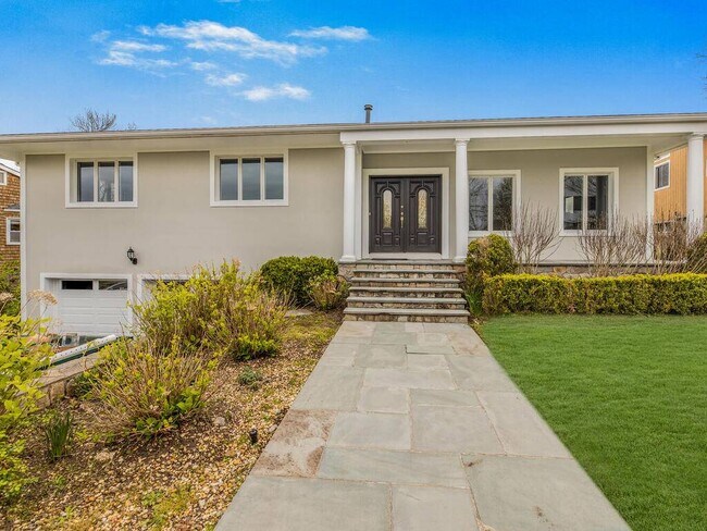 Building Photo - 22 Beachfront Ln