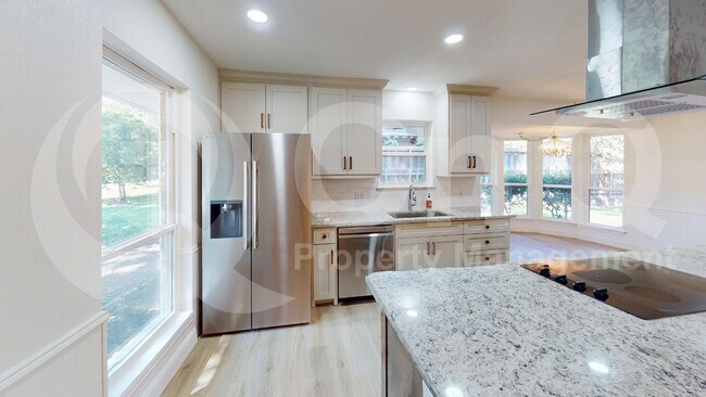 Foto del edificio - 208 Glenwick Pl